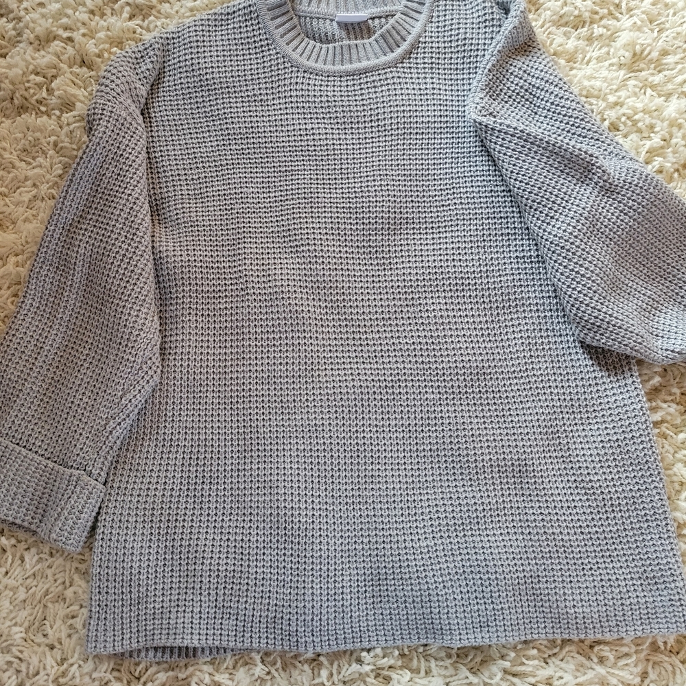 Grey sweater